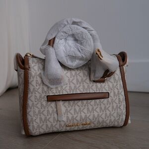 Michael Kors Carine Extra-Small Logo Satchel - Vanilla